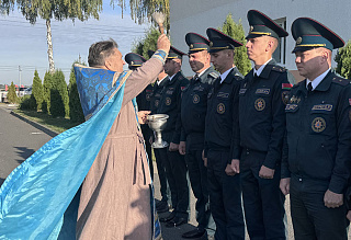 Протоиерей Владимир Зеленковский поздравил брагинских спасателей с праздником иконы Божией Матери «Неопалимая Купина»