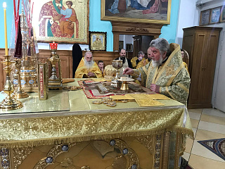 Архиерейское Богослужение в Неделю 7-ю по Пятидесятнице