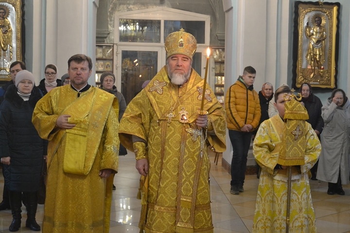 Всенощное бдение архиерейским чином в канун Недели сыропустной