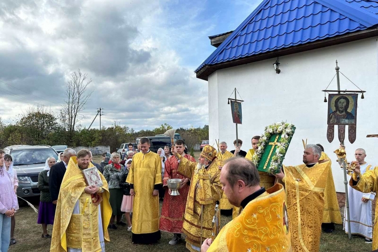 10-летие освящения храма молитвенно встретили в аг. Ленин Житковичского района