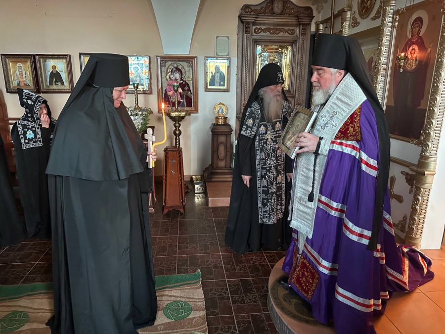 В Юровичской обители состоялся монашеский постриг