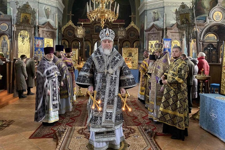 В Петрикове молитвенно почтили память священномученика Иоанна (Пашина)