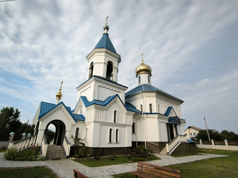 Храм святого Архангела Михаила пос. Червоное,
