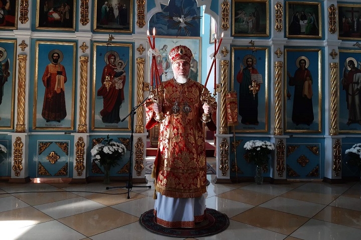 В понедельник Светлой седмицы епископ Леонид совершил Литургию в кафедральном соборе г. Мозыря 