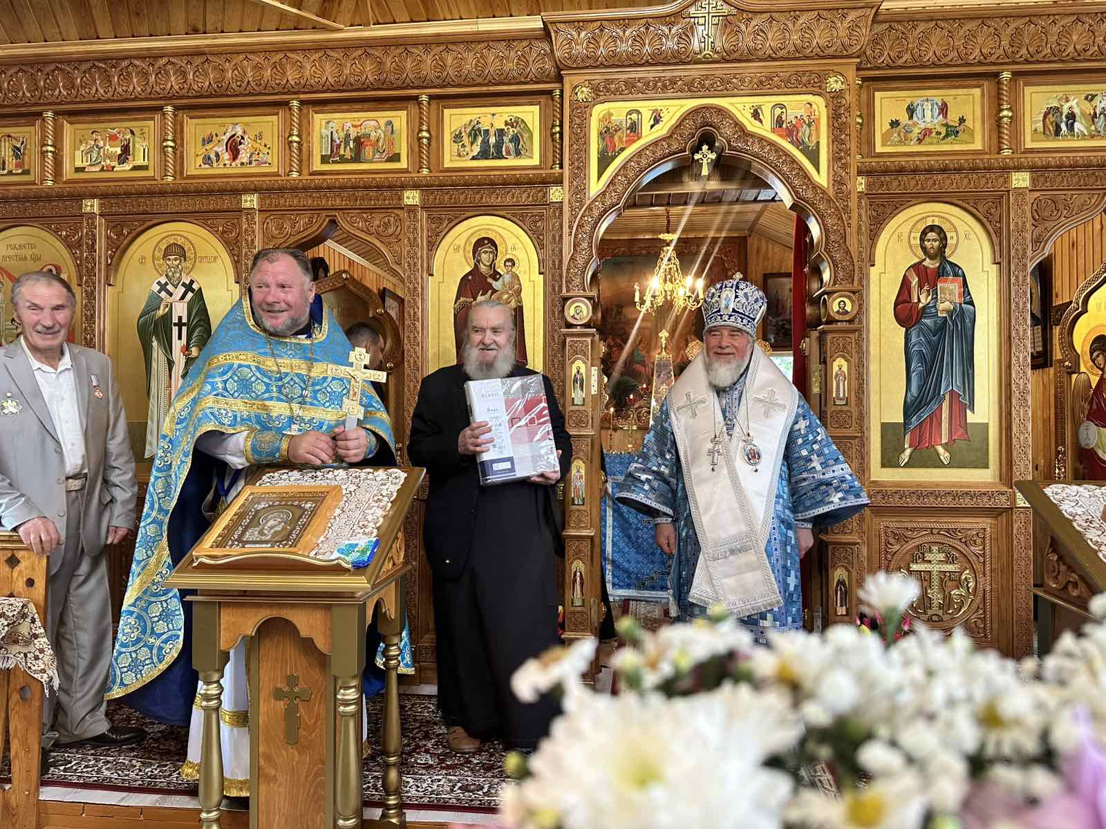 В праздник Рождества Пресвятой Богородицы епископ Леонид совершил Божественную литургию в д. Милошевичи Лельчицкого района