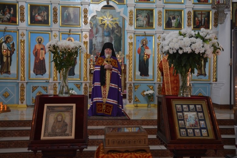 В Туровскую епархию доставлены крест и молитвослов преподобного Паисия Святогорца