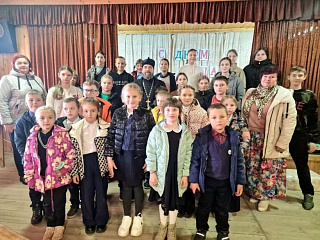 Встреча священника с учащимися Среднепечанской базовой школы
