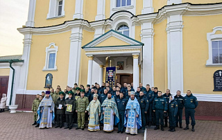 В праздник иконы Божией Матери «Скоропослушница» в кафедральном соборе г. Мозыря прошло Богослужение с участием воинов-пограничников и спасателей подразделений МЧС