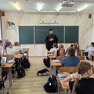 «Красота чистого слова и ценность семейных уз»: встреча со священником Владимиром Лешкевичем