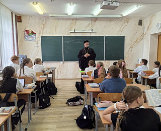 «Красота чистого слова и ценность семейных уз»: встреча со священником Владимиром Лешкевичем