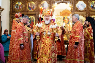 В среду Светлой седмицы правящий архиерей совершил Литургию в соборе Казанской иконы Божией Матери в г. Калинковичи