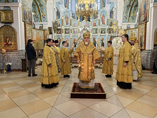 Архиерейское богослужение в день памяти всех преподобных отцов, в подвиге просиявших