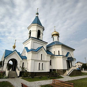 Храм святого Архангела Михаила пос. Червоное,