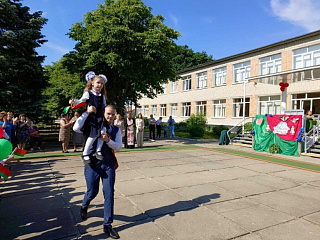 Священник поздравил заширских школьников с окончанием учебного года